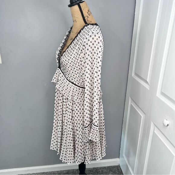 Sz M Chelsea & Violet White& Black Dress $79 MSRP - Picture 5 of 17